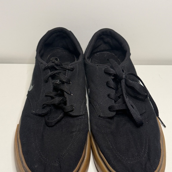 Nike SB Clutch Black Gum Skate Shoes Mens 11.5 Sneakers 729825-004 - Picture 3 of 8